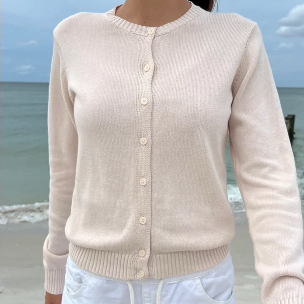 Brandy Melville Pink Amalie Cardigan/Sweater (brand new)
